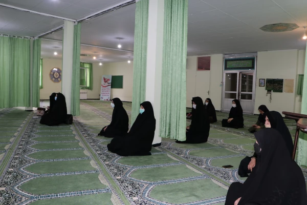 برگزاری مراسم قرائت زیارت عاشورا در نمازخانه پردیس فاطمه الزهرا(س) تبریز 2