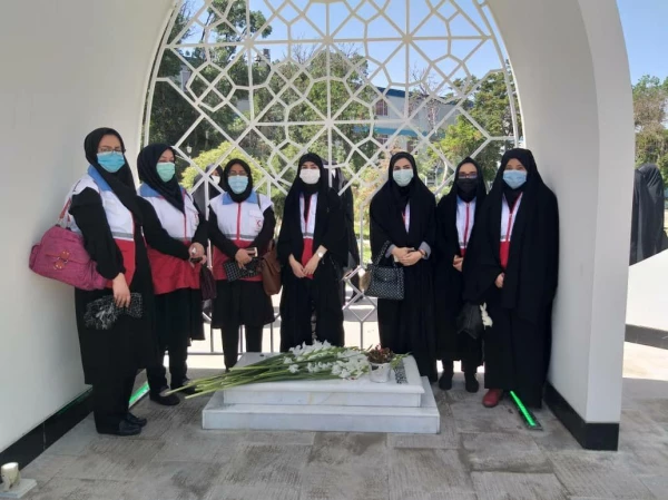 به مناسبت ارتحال بنیانگذار انقلاب اسلامی، حضرت امام خمینی(ره) مراسمی با محوریت نقش رهبران اندیشه ساز در سربلندی امت در نمازخانه پردیس برگزار شد 5