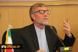 نشست بصیرت و روشنگری با سخنرانی آقای دکتر علی حاجی وند 14