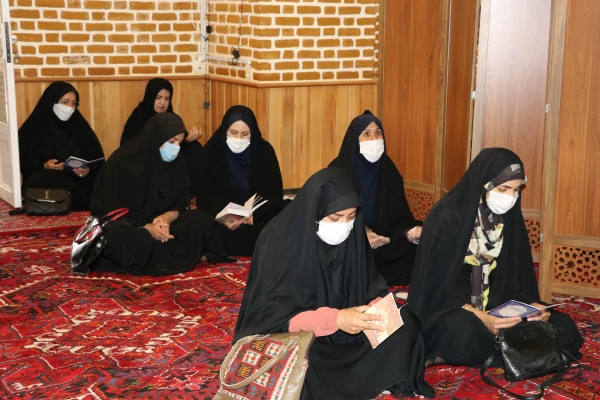 برگزاری مراسم پر فیض زیارت عاشورا در مرقد امامزادگان عون بن علی و زید بن علی تبریز 3