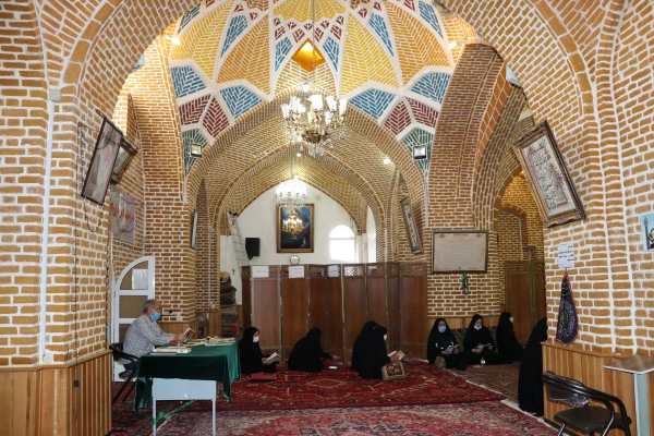 برگزاری مراسم پر فیض زیارت عاشورا در مرقد امامزادگان عون بن علی و زید بن علی تبریز 9