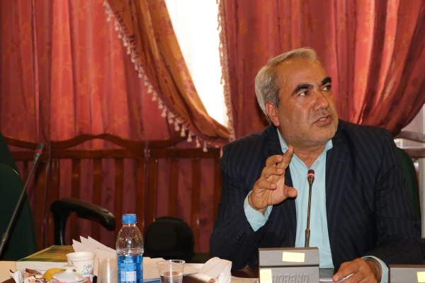 طراحی و تدوین الگویی برای استخدام معلمان با ماده خوب با ارائه دکتر اسداله خدیوی
 8