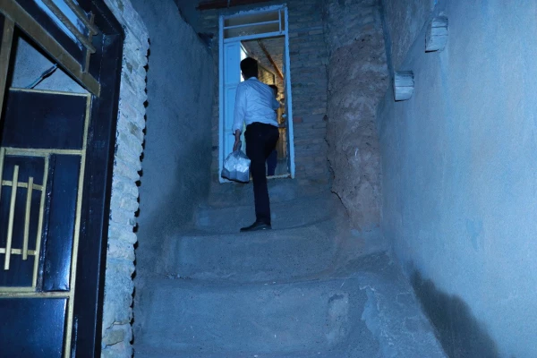 پخت و توزیع 500 پرس غذا در مناطق محروم شهرستان تبریز 4