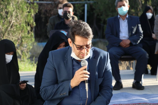 آئین غبار روبی و عطر افشانی مزار شهید گمنام پردیس فاطمه الزهرا(س) برگزارشد 6