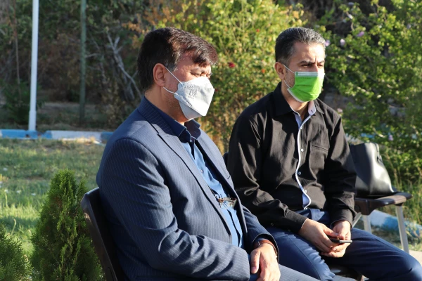 آئین غبار روبی و عطر افشانی مزار شهید گمنام پردیس فاطمه الزهرا(س) برگزارشد 9