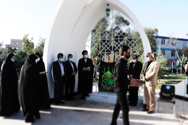 آئین غبار روبی و عطر افشانی مزار شهید گمنام پردیس فاطمه الزهرا(س) برگزارشد 17