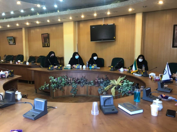 جلسه کمیته فرهنگی شهریور ماه 1400 برگزار شد
 4