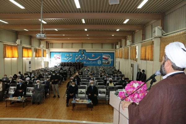 آیین تکریم و معارفه مسئولین نهاد نمایندگی مقام معظم رهبری در دانشگاه فرهنگیان استان آذربایجان شرقی 6