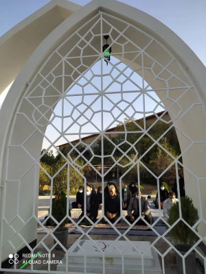 مراسم قرائت زیارت عاشورا با حضور نو دانشجو معلمان و اولیا آنها در جوار مزار شهید گمنام پردیس فاطمه الزهرا(س) تبریز 3