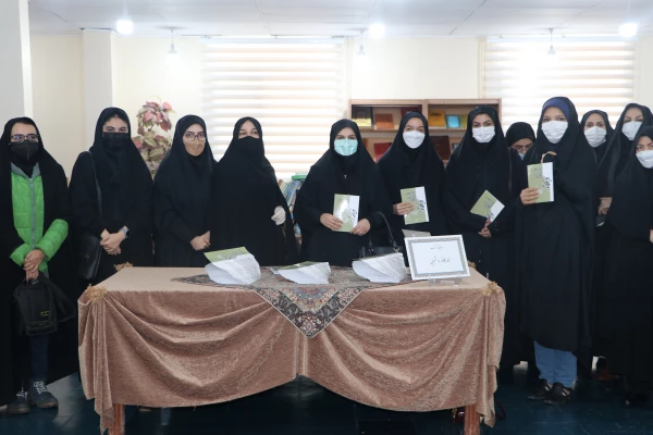 مراسم گرامیداشت هفته کتاب و کتاب خوانی و رونمایی از کتابخانه پردیس فاطمه الزهرا(س) تبریز 21