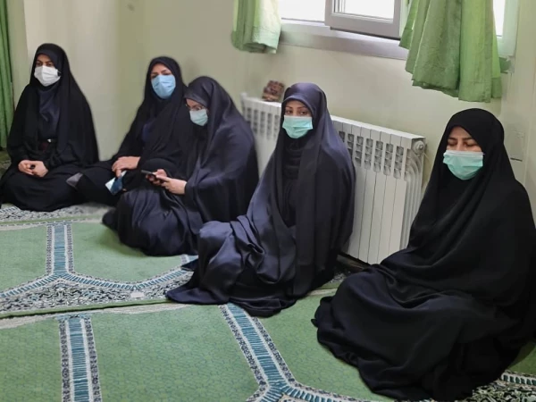 مراسم دوشنبه های قرآنی با حضور حافظ ممتاز قرآن جناب آقای سینا طباخی 8