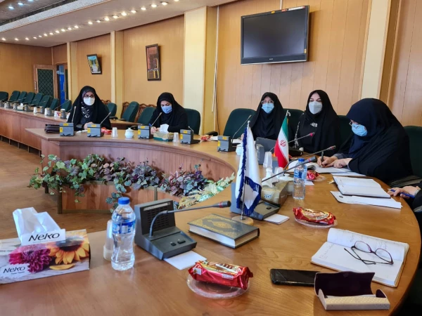 جلسه آذر ماه کمیته پژوهشی پردیس فاطمه الزهرا(س) تبریز 5