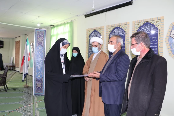 مراسم دوشنبه های قرآنی همزمان با ویژه برنامه روز دانشجو 19