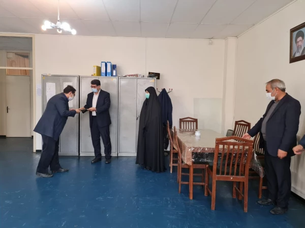 تجلیل از همکاران واحد مالی  پردیس فاطمه الزهرا(س) تبریز به مناسبت روز حسابدار 2