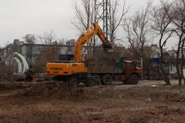 شروع عملیات خاکبرداری از پروژه ساختمان آموزشی پردیس فاطمه الزهرا (س) دانشگاه فرهنگیان آذربایجان شرقی
 4