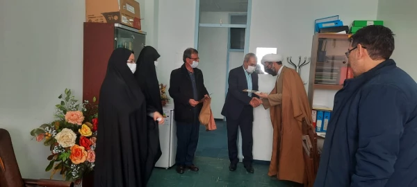 تجلیل از اساتید جانباز پردیس فاطمه الزهرا(س) تبریز
 2