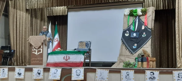 اعزام اولین کاروان راهیان نور دانشجو معلمان دانشگاه فرهنگیان استان آذربایجان شرقی به مناطق عملیاتی جنوب
 9