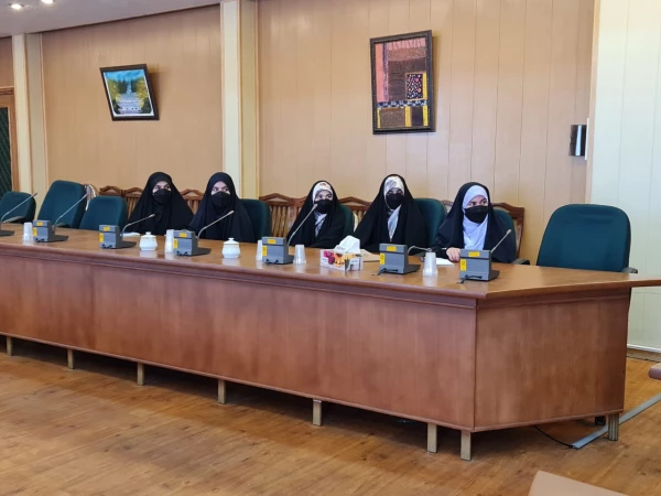 جلسه فروردین ماه کمیته فرهنگی سرای دانشجویی پردیس فاطمه  الزهرا(س) تبریز 6