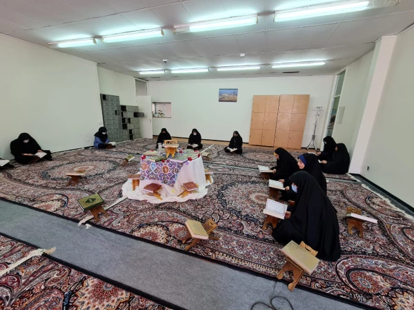 مراسم جزء خوانی و انس با قرآن کریم  3