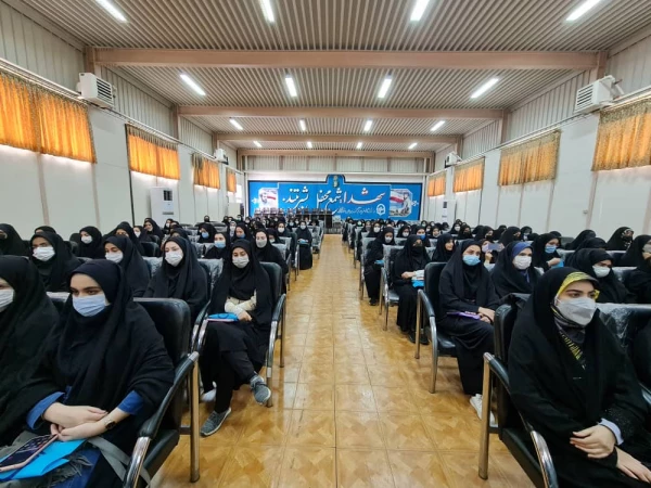 نشست توجیهی با دانشجویان جدیدالورود سال 1400 پردیس فاطمه الزهرا(س) تبریز 4