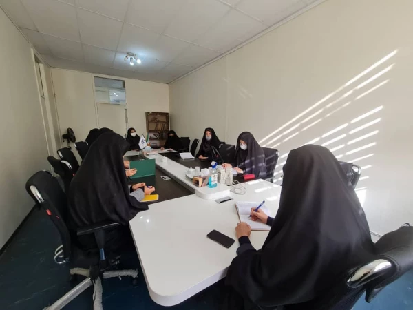 جلسه فرودین 1401 شورای سرپرستان پردیس فاطمه الزهرا(س) تبریز 2