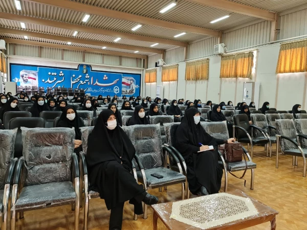 جلسه توجیهی هسته گزینش اداره کل آموزش پرورش با دانشجو معلمان ورودی 1400 7