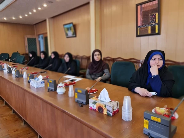 جلسه شهریور ماه شورای اداری سال 1401 پردیس فاطمه الزهرا(س) تبریز
 3