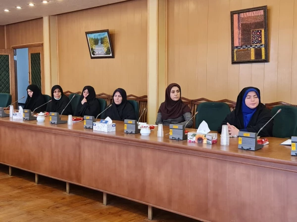 جلسه شهریور ماه شورای اداری سال 1401 پردیس فاطمه الزهرا(س) تبریز
 12