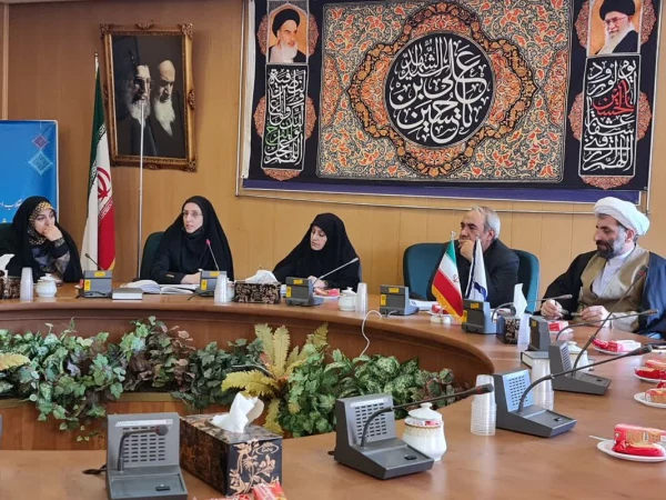 شورای اساتید هیئت علمی و مامور پردیس فاطمه الزهرا (س)
 2