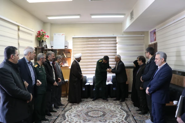 دیدار هیات رئیسه دانشگاه با فرمانده سپاه ناحیه ویژه غدیرتبریز همزمان با ولادت امام حسین (ع) و روز پاسدار 2