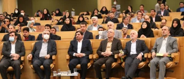 تقدیر از دکتر یاور احمدی در سی امین دوره جشنواره دانشجوی نمونه کشوری در سالن اجلاس سران 2