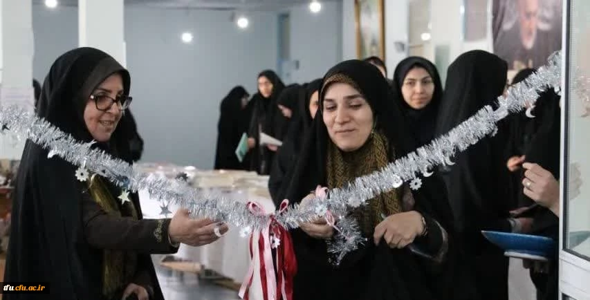 افتتاح دهمین نمایشگاه  آثار هنری دانشجویان دانشگاه فرهنگیان آذربایجان شرقی  2