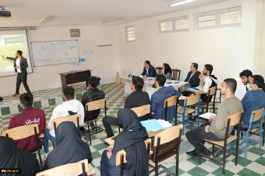 دانشجو معلمان ، معماران و مهندسان نظام تربیتی ایران اسلامی اند 13