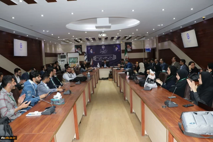 دانشجو معلمان ، معماران و مهندسان نظام تربیتی ایران اسلامی اند 20