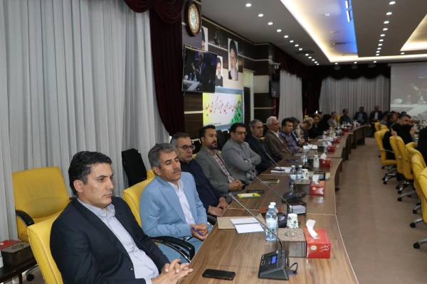 نشست هم افزایی  روسای ادارات طرح ، برنامه و مالی  دانشگاه فرهنگیان سراسر کشور  11