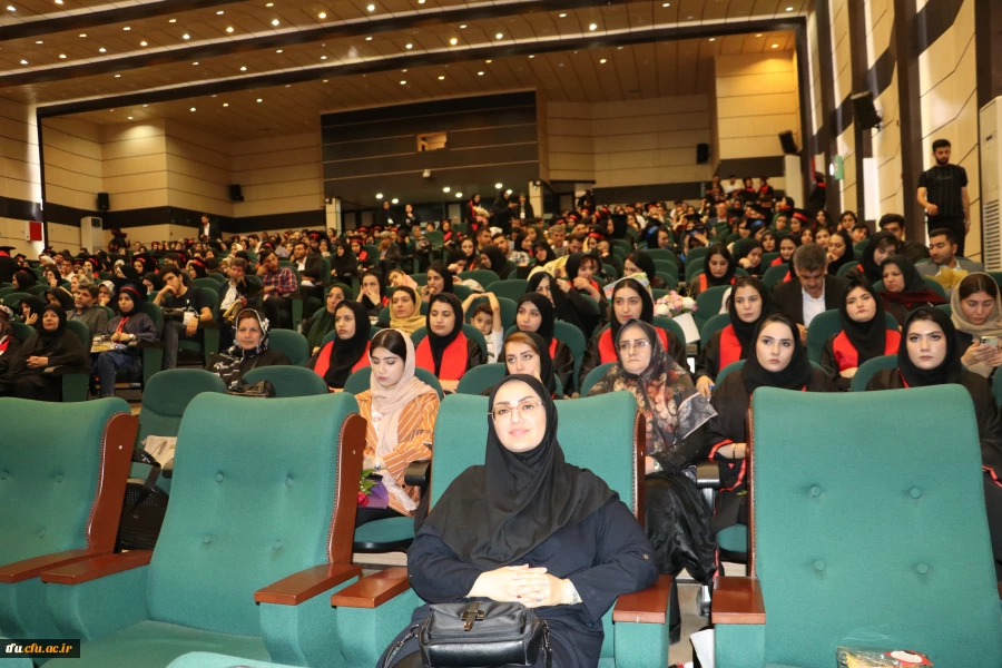  آیین جشن دانش آموختگی دانشجو معلمان ورودی 1398 پردیس فاطمه الزهرا (س) تبریز 3