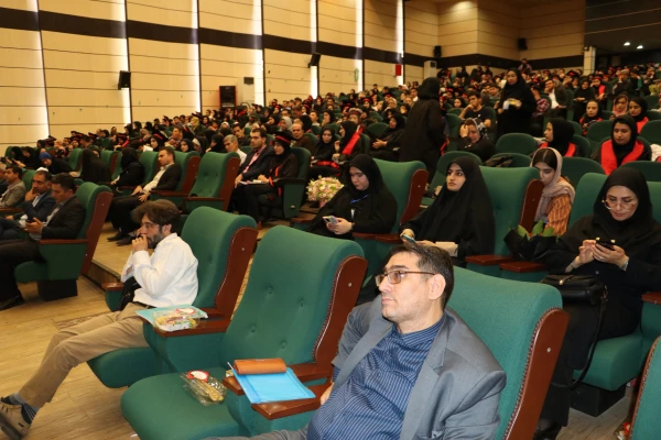  آیین جشن دانش آموختگی دانشجو معلمان ورودی 1398 پردیس فاطمه الزهرا (س) تبریز 6