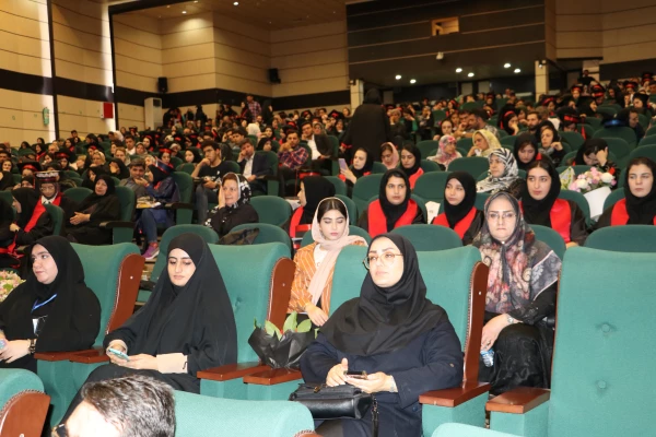  آیین جشن دانش آموختگی دانشجو معلمان ورودی 1398 پردیس فاطمه الزهرا (س) تبریز 7