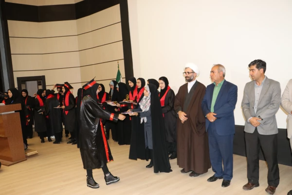  آیین جشن دانش آموختگی دانشجو معلمان ورودی 1398 پردیس فاطمه الزهرا (س) تبریز 10
