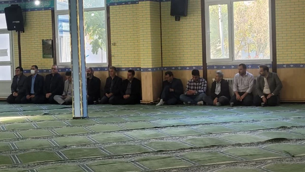 مراسم قرائت زیارت عاشورا در نمازخانه پردیس فاطمه الزهرا(س) 2