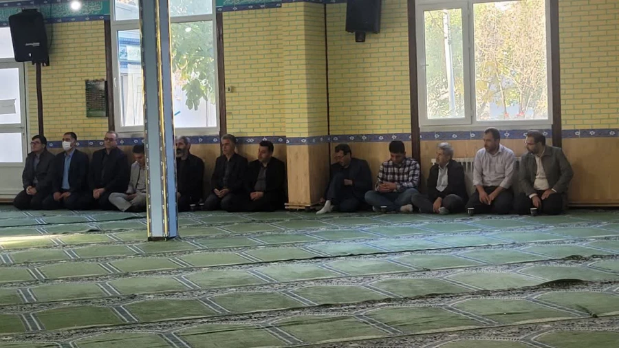 مراسم قرائت زیارت عاشورا در نمازخانه پردیس فاطمه الزهرا(س) 2