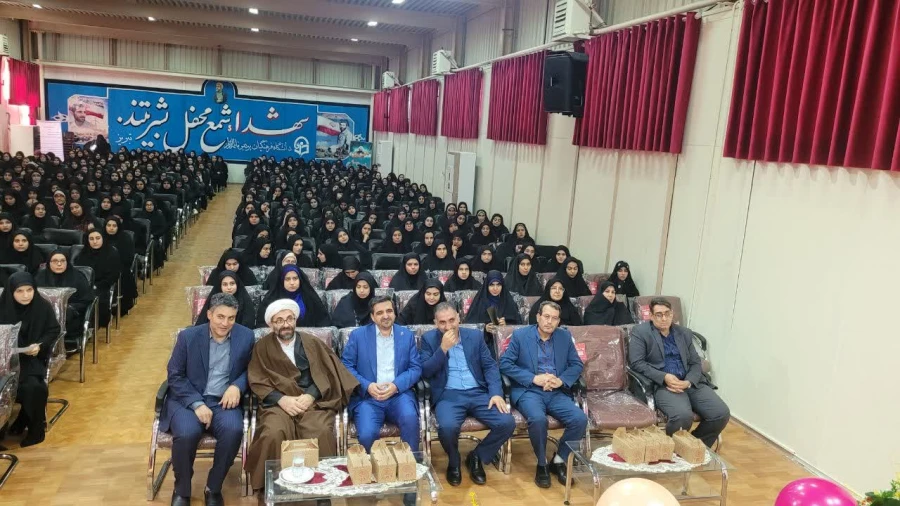 آیین اسقبال از نو دانشجو معلمان ورودی 1402 پردیس فاطمه الزهرا(س) تبریز 2