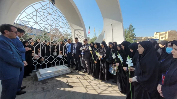 آیین اسقبال از نو دانشجو معلمان ورودی 1402 پردیس فاطمه الزهرا(س) تبریز 2