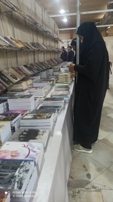 بازدید دانشجویان پردیس فاطمه الزهرا(س) تبریز از نمایشگاه کتاب 7