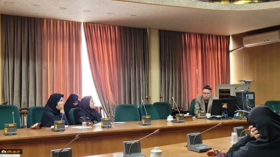 برگزاری کارگاه توانمند سازی مقدمات تحلیل داده های آماری spss 5