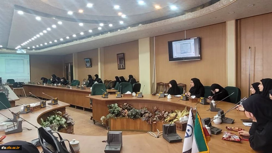 برگزاری کارگاه توانمند سازی مقدمات تحلیل داده های آماری spss 6