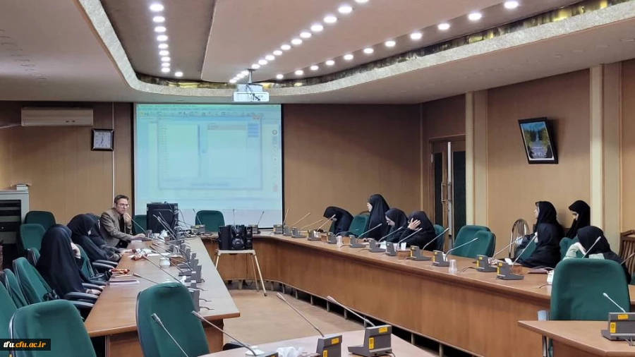 برگزاری کارگاه توانمند سازی مقدمات تحلیل داده های آماری spss 7