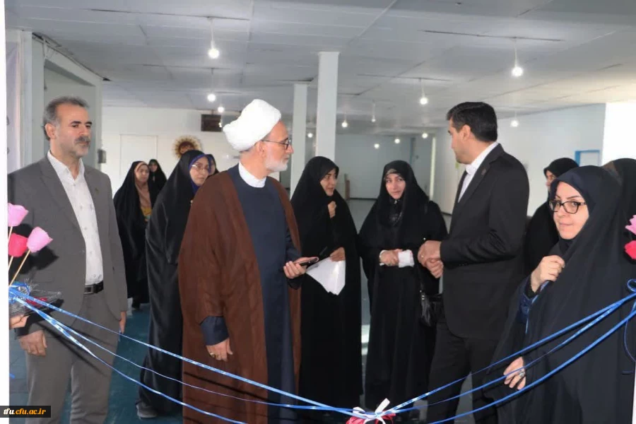 برگزاری نمایشگاه استانی زیبا نگاری (خوشنویسی، نقاشیخط، خط تحریری)  به مناسبت هفته قرآنی و هفته کتاب و کتابخوانی 2