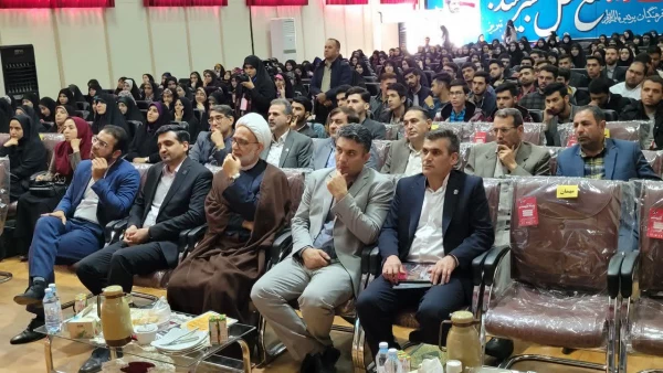  اولین همایش تجلیل از حافظان قرآن کریم  14