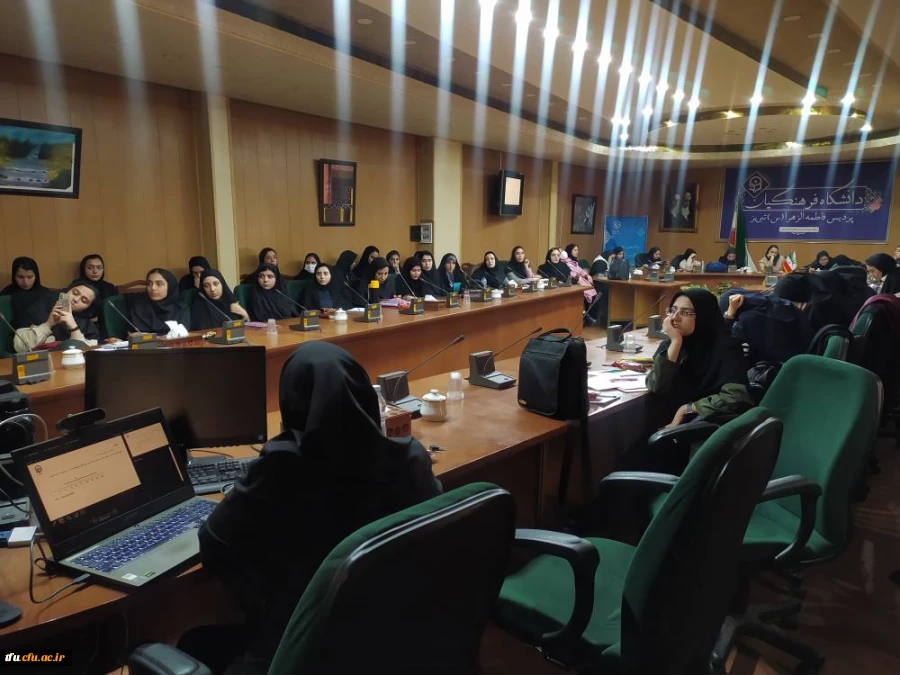 کارگاه تخصصی با عنوان حساب دیفرانسیل و انتگرال در فیزیک 4